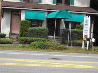 62 Main St, Sturbridge, MA 01566