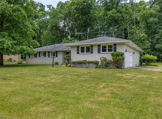 9266 Vista Dr, North Royalton, OH 44133