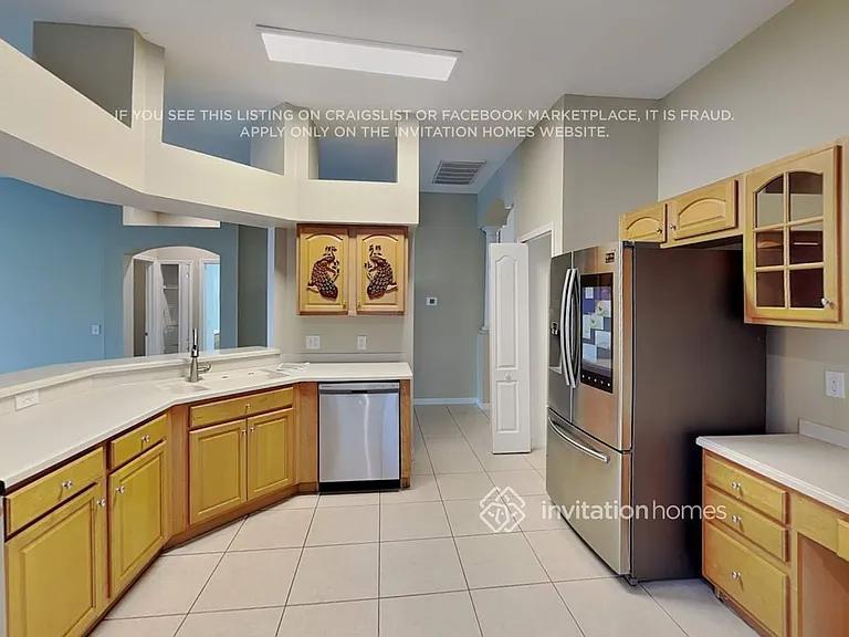 12753 Standbridge Dr — Photo 8
