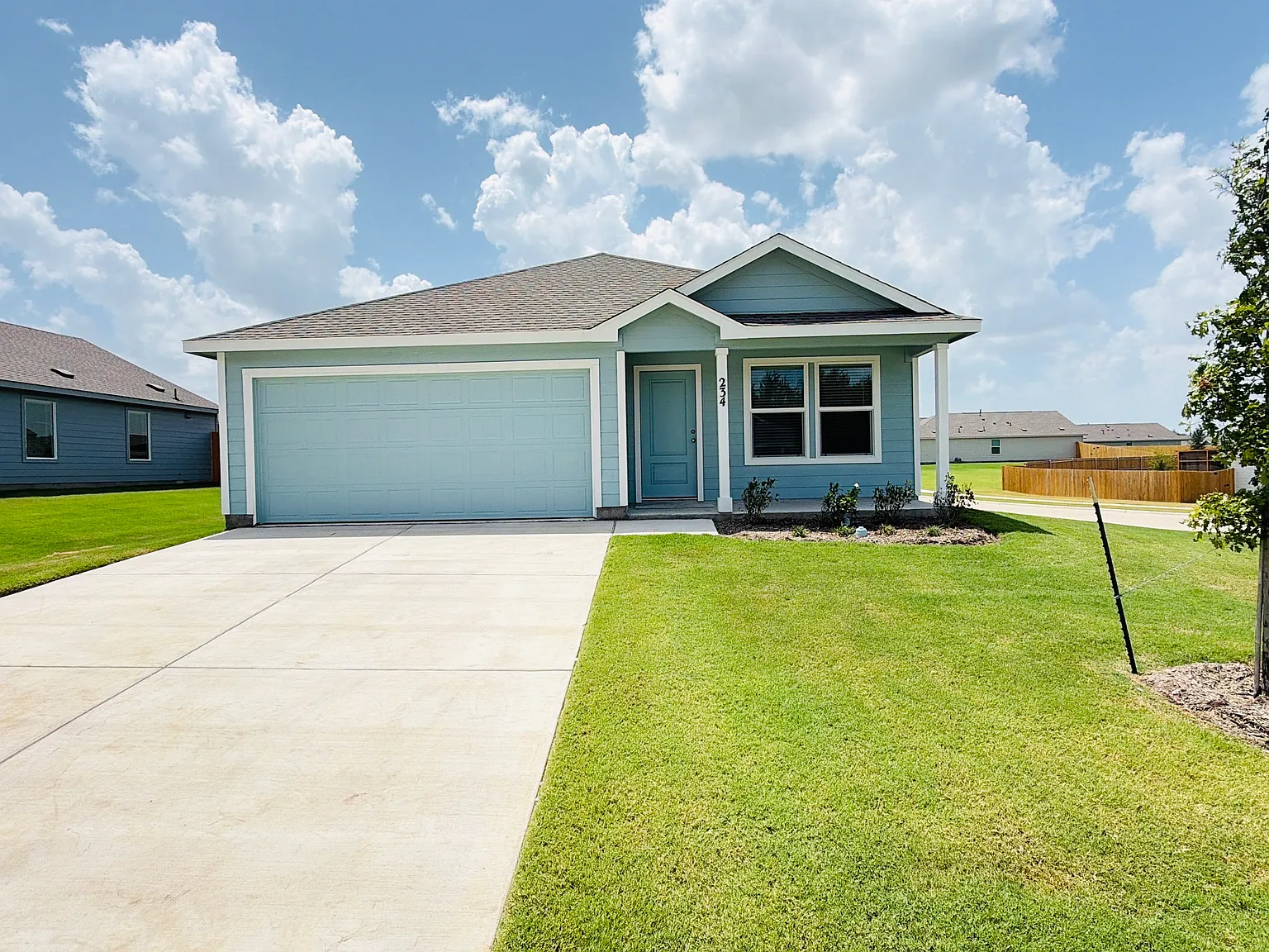 3 bed, 1474 sqft, $1,775 — Photo 1