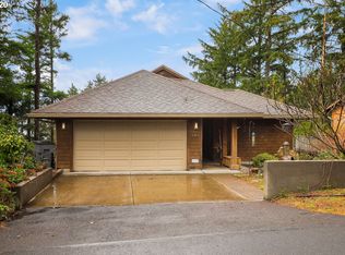 765 Elm St, Manzanita, OR 97130