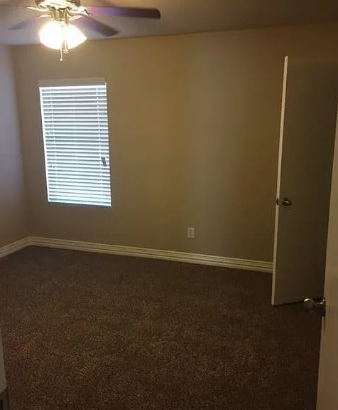6812 Valley Creek Dr — Photo 17