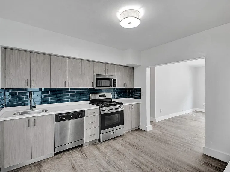 9200 East Bay Harbor Drive — Photo 21