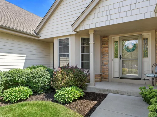 2440 East Circle DRIVE, Mount Pleasant, WI 53405