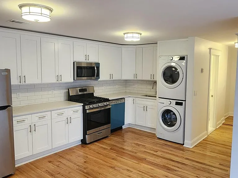 5 Poplar St #D — Photo 1