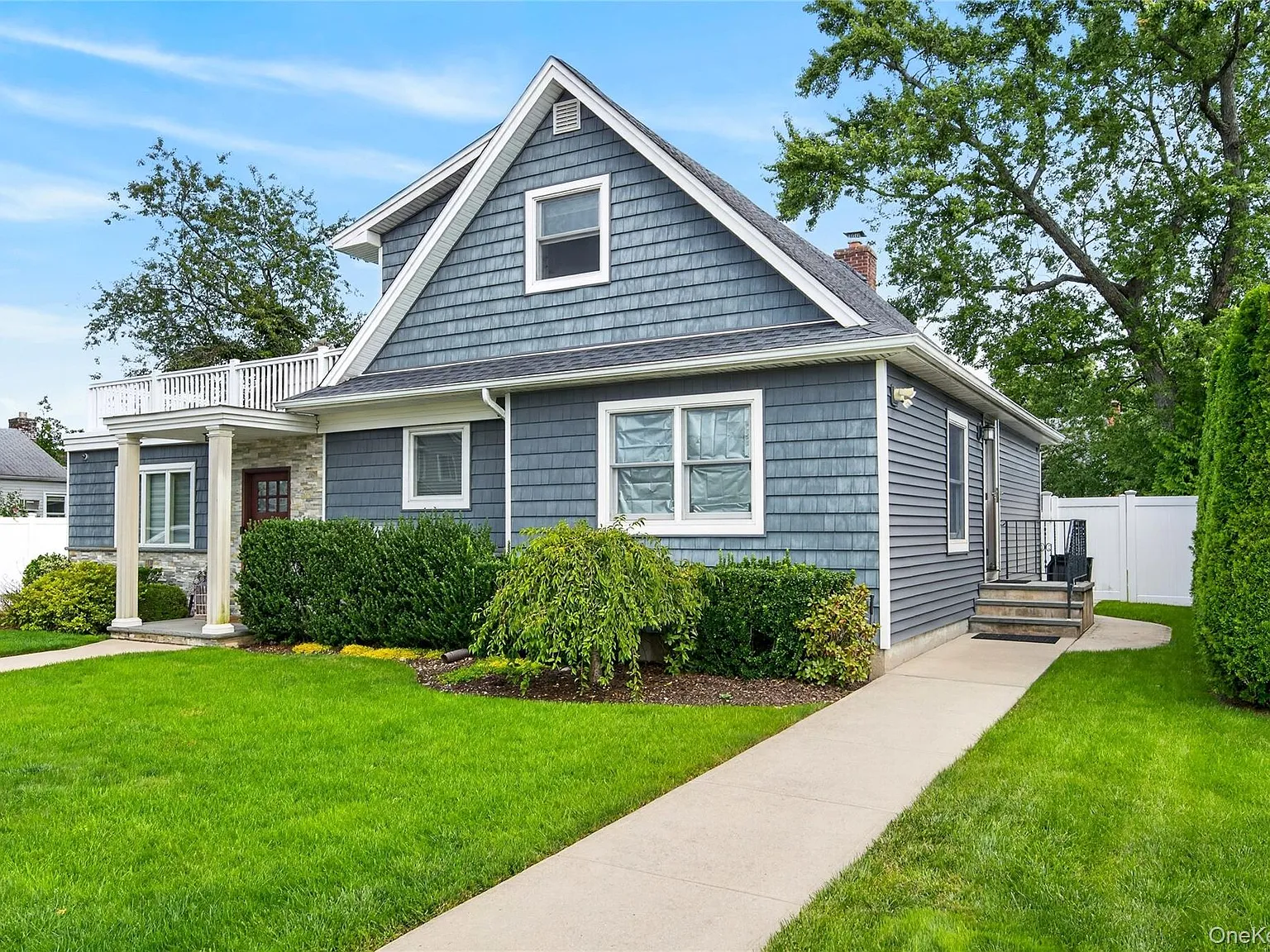 1 bed, 1.0 bath, $2,550 — Photo 2