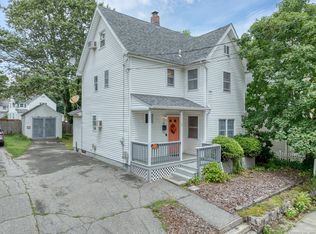 17 Walden Ave, New London, CT 06320