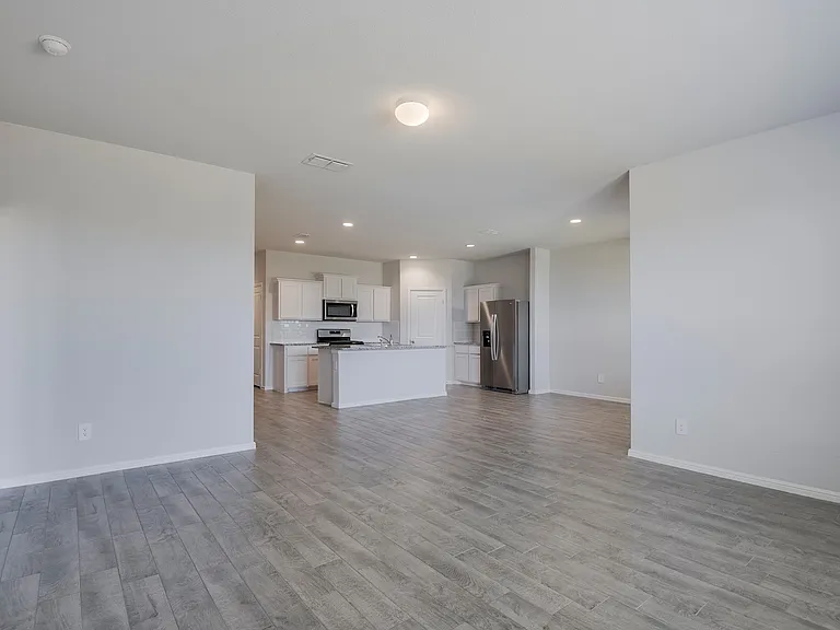 8620 High Hill Dr — Photo 5