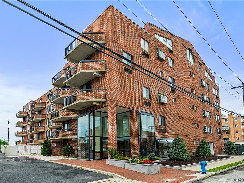 1st image of 750 W Broadway #3M