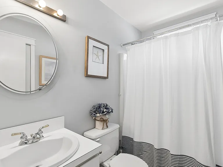 7 Eileen Cir — Photo 8