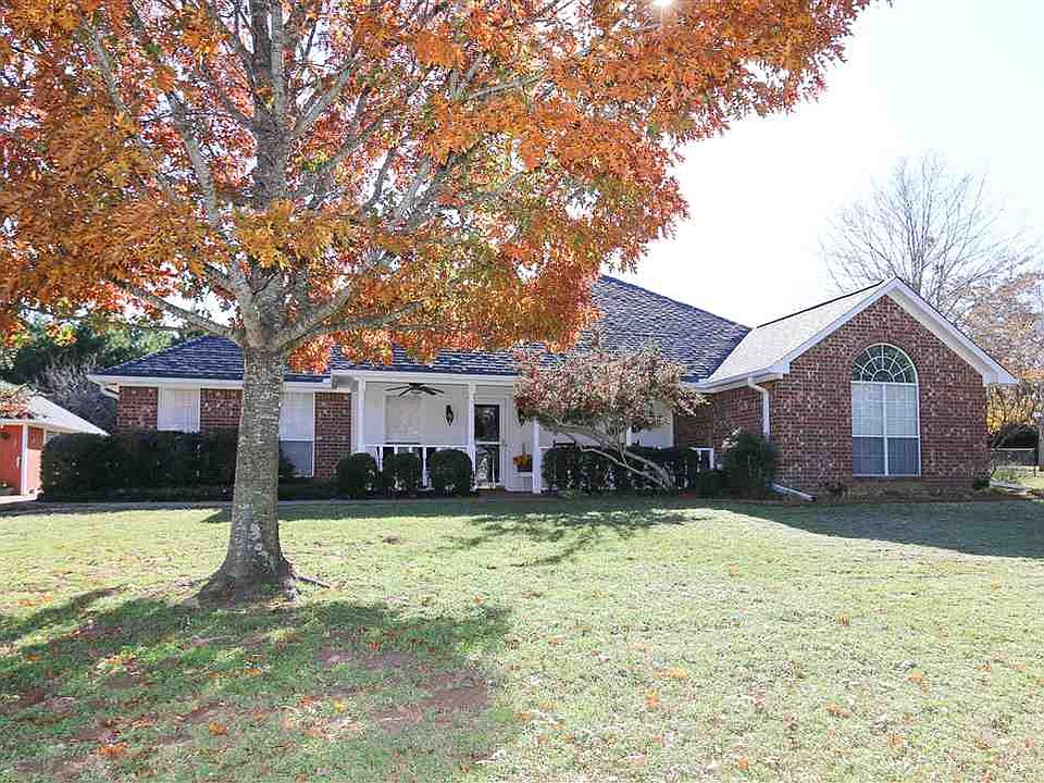 1st image of 15425 Wagon Wheel Cir