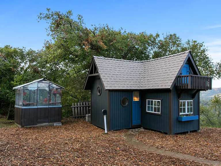 616 Glenloch Way — Photo 28