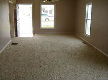 2nd image of 1301 S Koldyke Dr