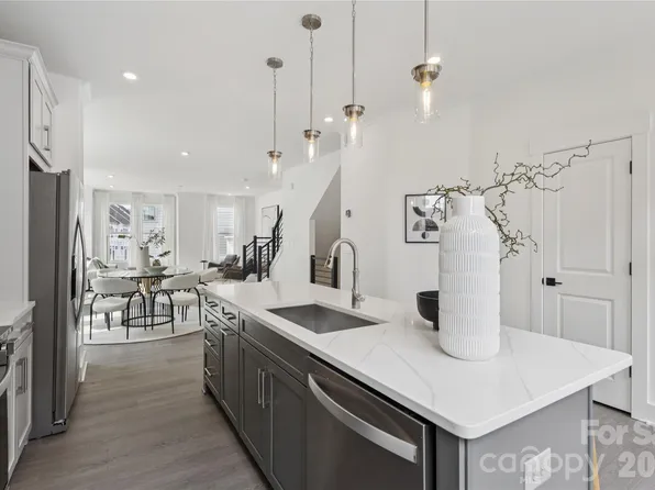 3700 S Tryon St #31, Charlotte, NC 28217