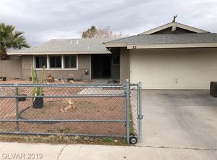 22 Onyx Way, Las Vegas, NV 89106