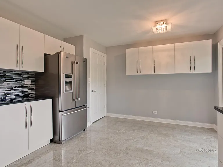 8 Bernard Ct — Photo 12