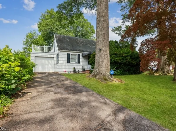 320 Redmont Rd, North Plainfield Boro, NJ 07063