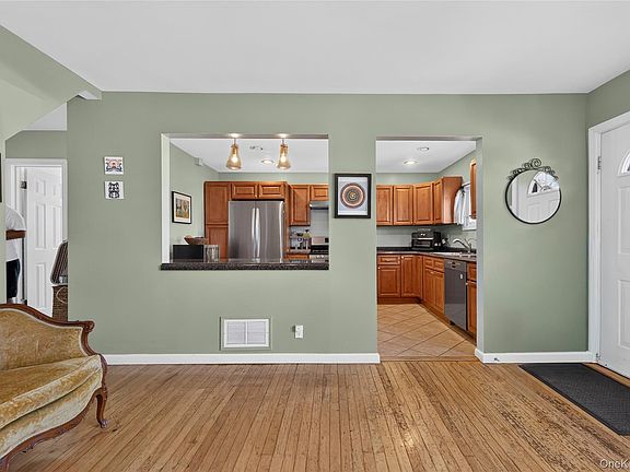 4th image of 120 Bert Avenue