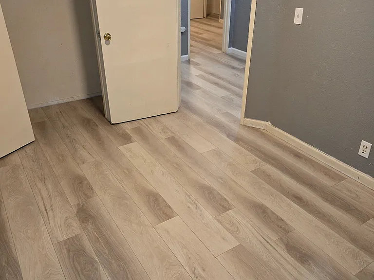 2025 E White Ave #1 — Photo 6