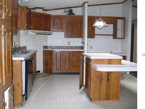 2nd image of 2675 Lake Grassmere Cir #902