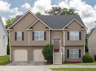 98 Moreland Cir, Hiram, GA 30141