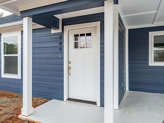 3rd image of 281 Balmorea Dr