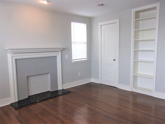 3rd image of 3020 N Robinson Ave APT 8