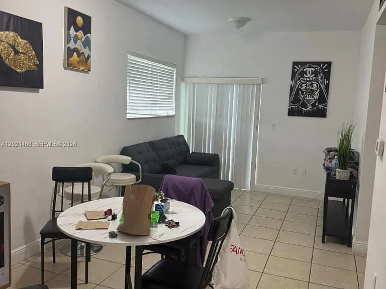 2210 NW 34th St #101 — Photo 3