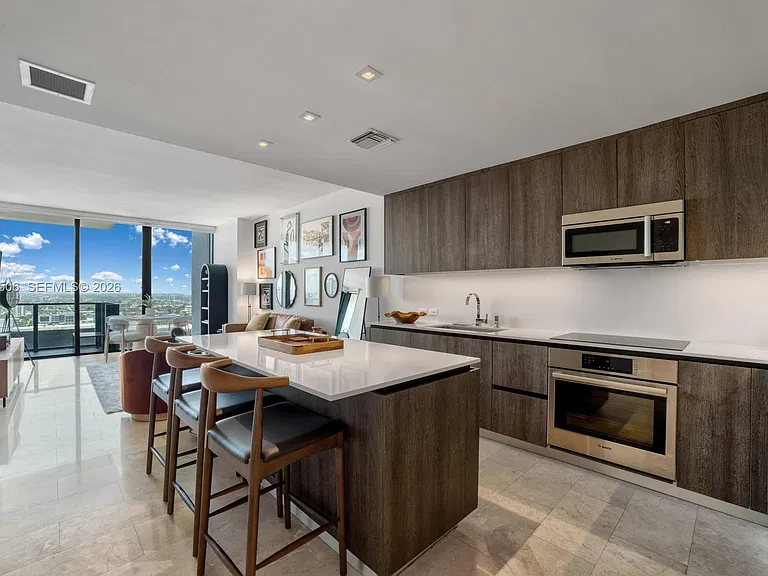 88 SW 7th St #2406 — Photo 1