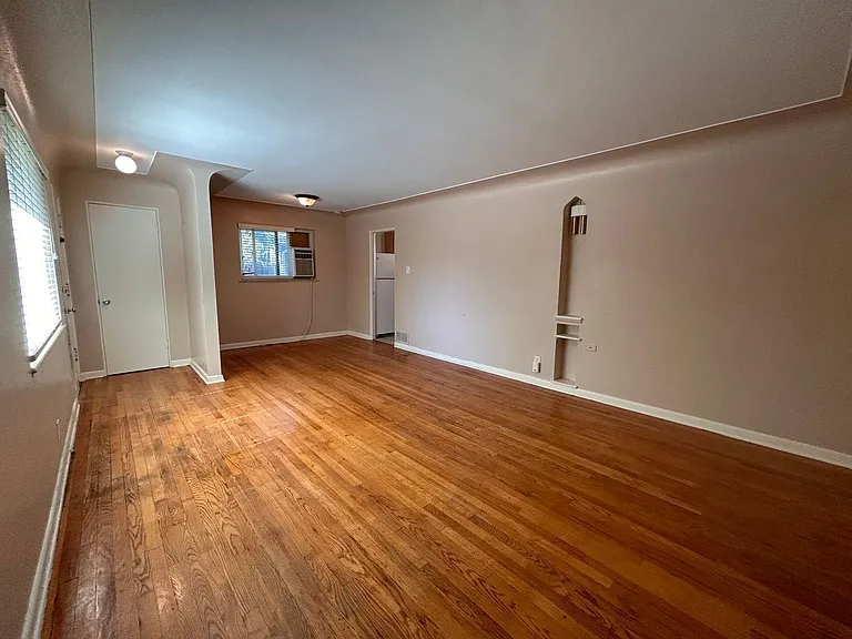 3141 W 21st Ave — Photo 6