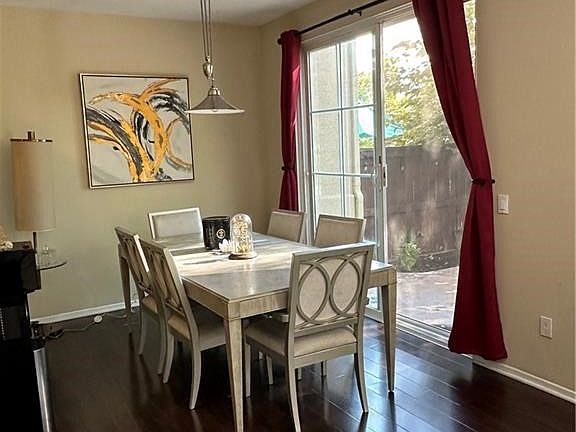 4th image of 27976 Trillium Ln