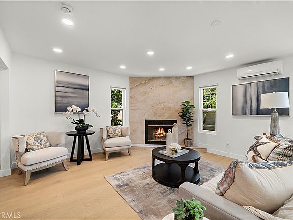 5th image of 14362 Lake St