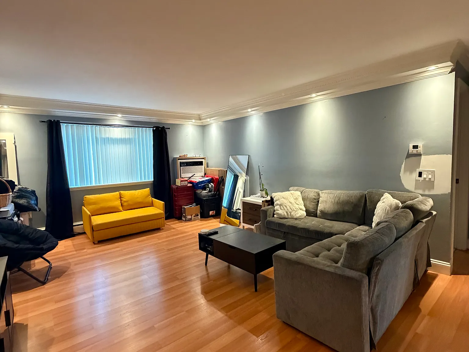 2 bed, 941 sqft, $3,000 — Photo 2