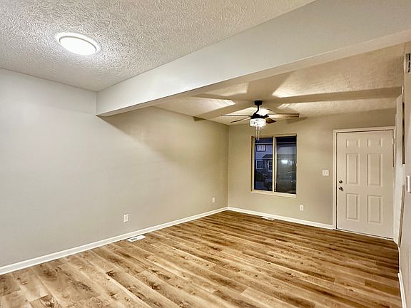 4th image of 132 S 31st St APT 2