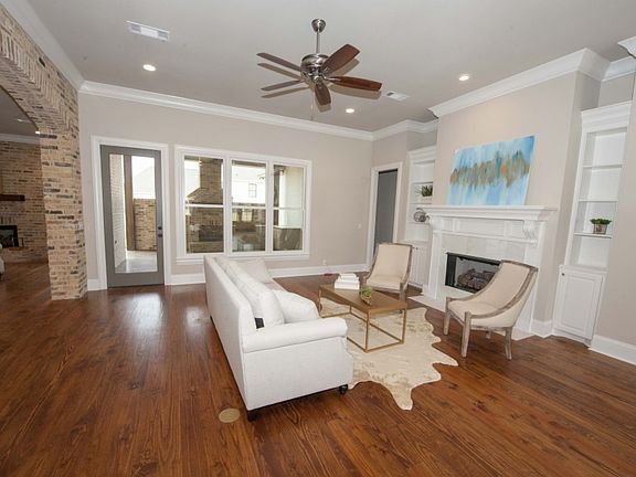 5th image of 174 Ironwood Plantation Blvd