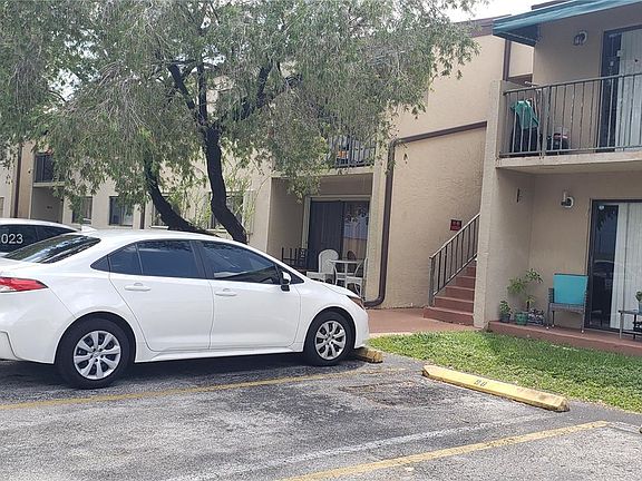 2nd image of 7407 SW 152nd Ave #4-202