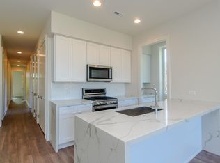 2812 N Mildred Ave #2, Chicago, IL 60657