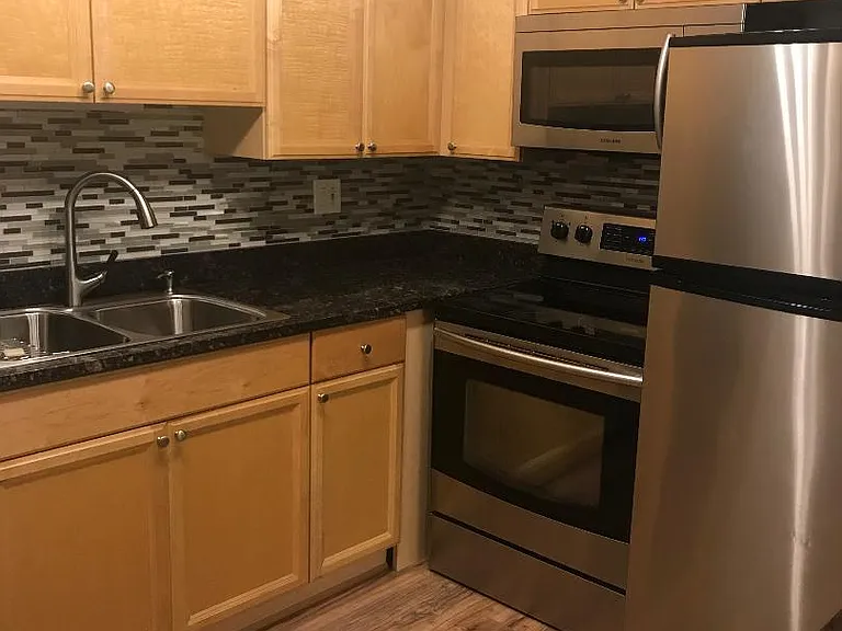 508 E Spruce Dr #3A — Photo 2