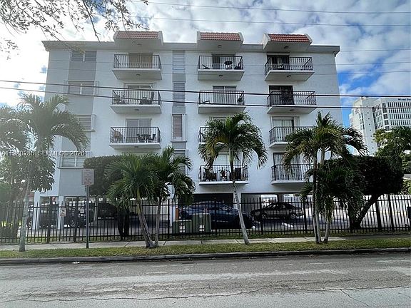 2nd image of 2500 SW 6th St APT 404