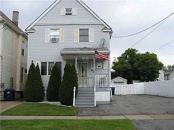 1st image of 85 Ross Ave