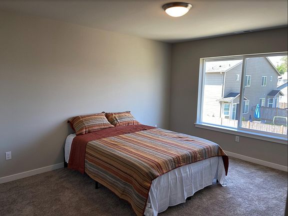 4th image of 11247 30th St NE