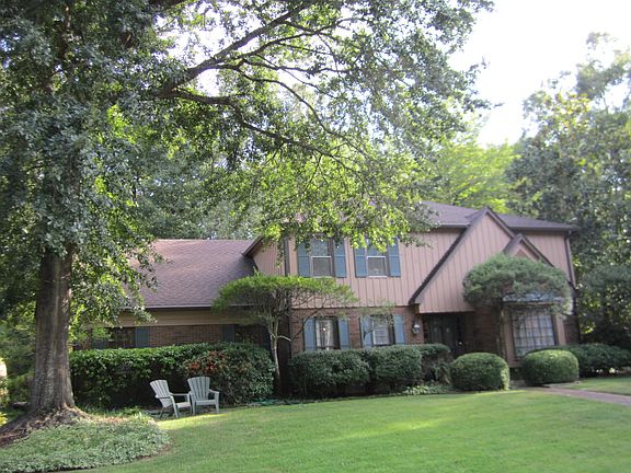 5th image of 8281 Hickory Glen Dr