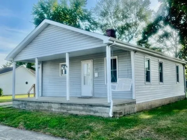 412 N Clay St, Edinburgh, IN 46124