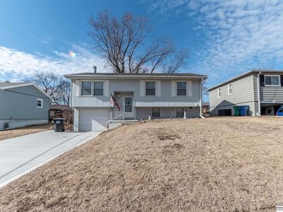 7112 S 78th St, La Vista, NE, 68128