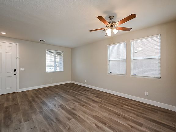 5th image of 781 Connex Ct