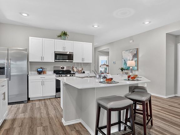 2nd image of 16700 Hudson Prairie Way