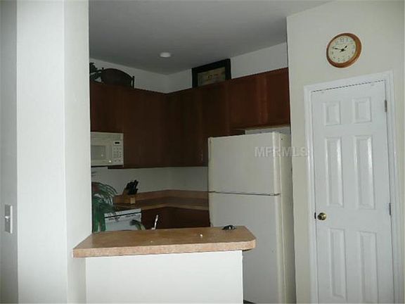 5th image of 2519 Old Kent Cir