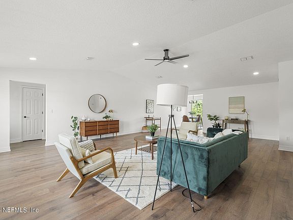 5th image of 7029 BLACHE Court