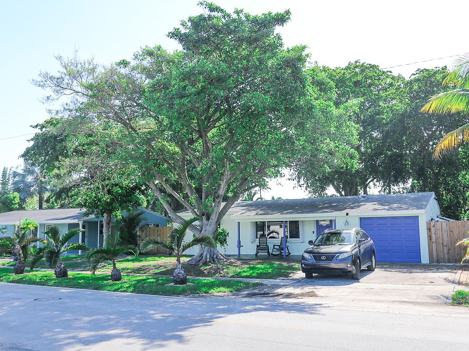 1st image of 1213 S Deerfield Avenue