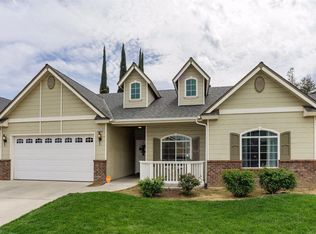 2163 E Goshen Ave, Fresno, CA